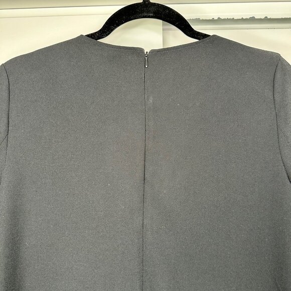 Topshop Black Double-Pleat Front Split-Cuff Mini Dress 6 - Picture 11 of 13